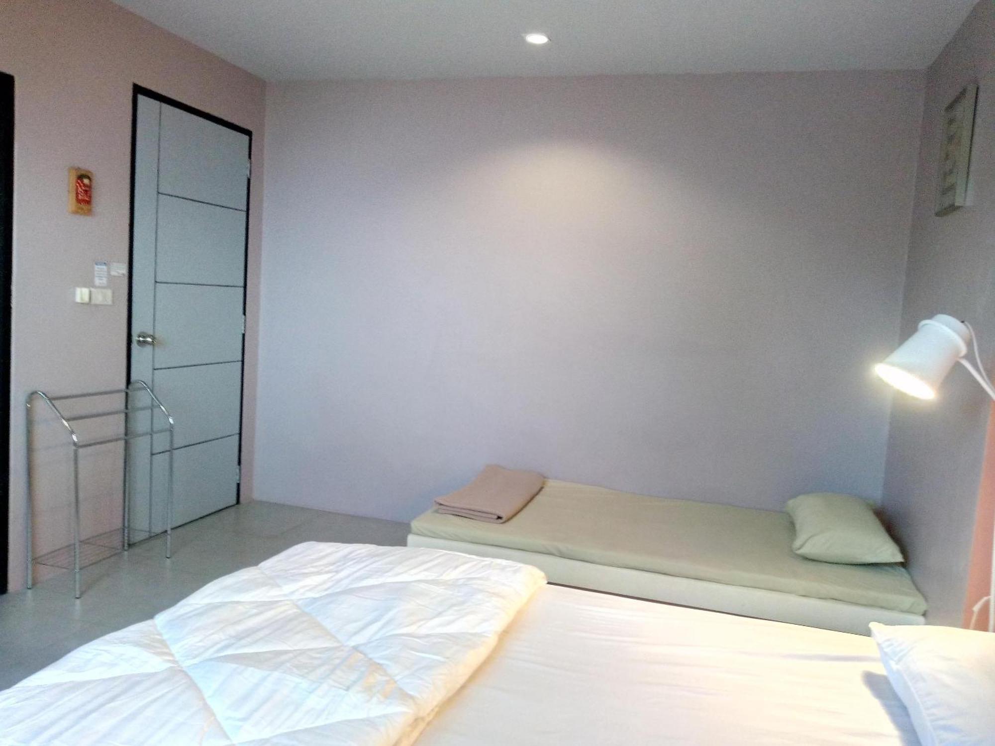 Hotel In Phuket House Exterior foto