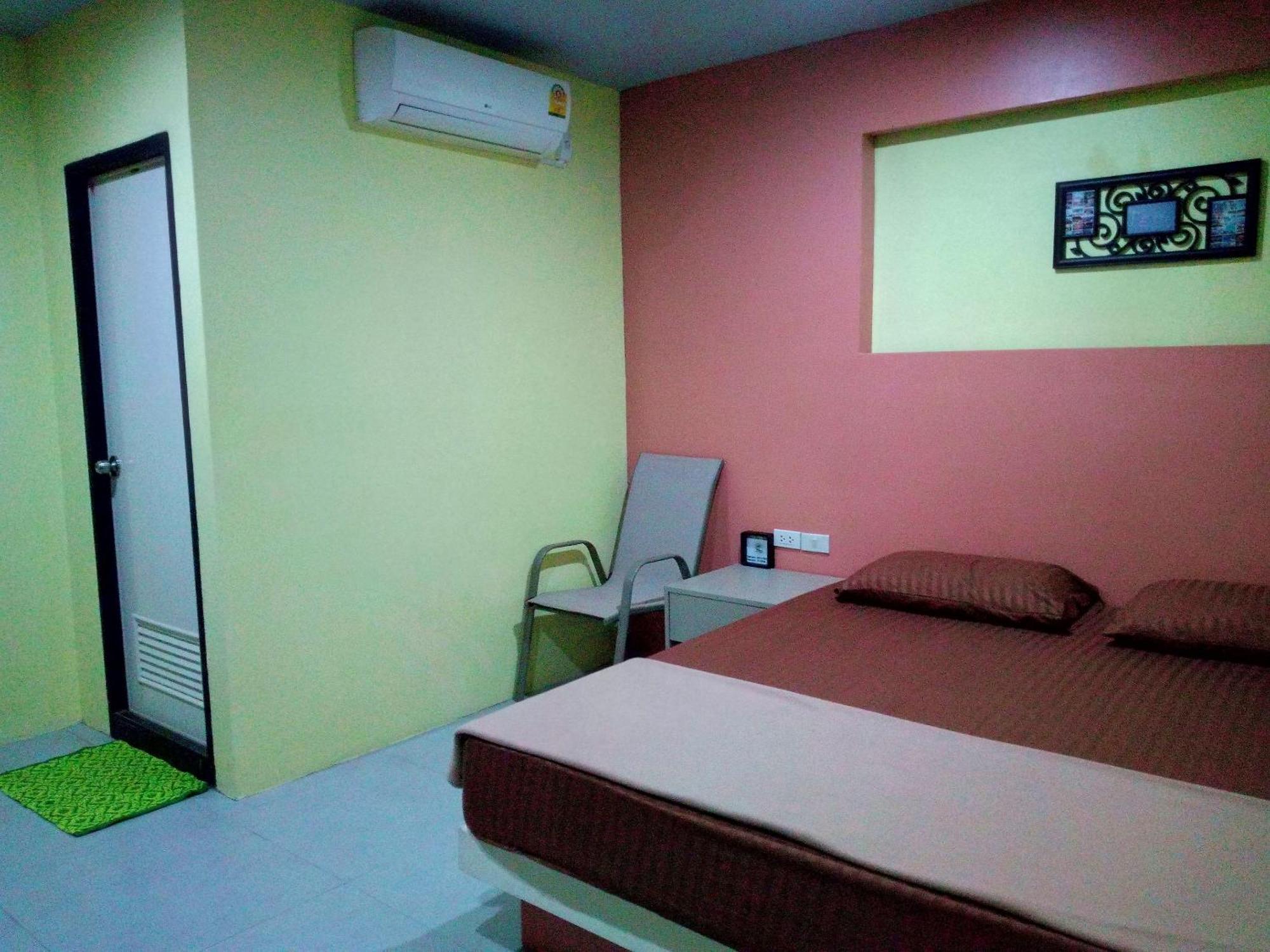 Hotel In Phuket House Exterior foto