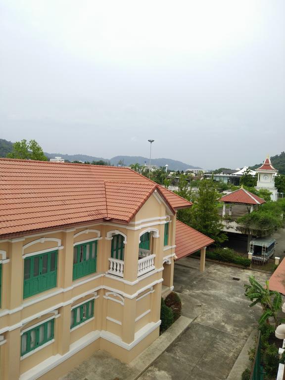 Hotel In Phuket House Exterior foto